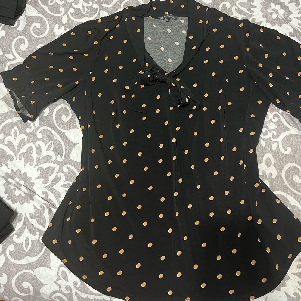 Women’s Blouse